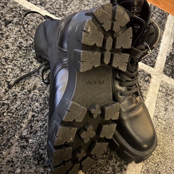 Monolith leather and Re-Nylon boots with pouch
$ 1,750 - Picture 2 of 3